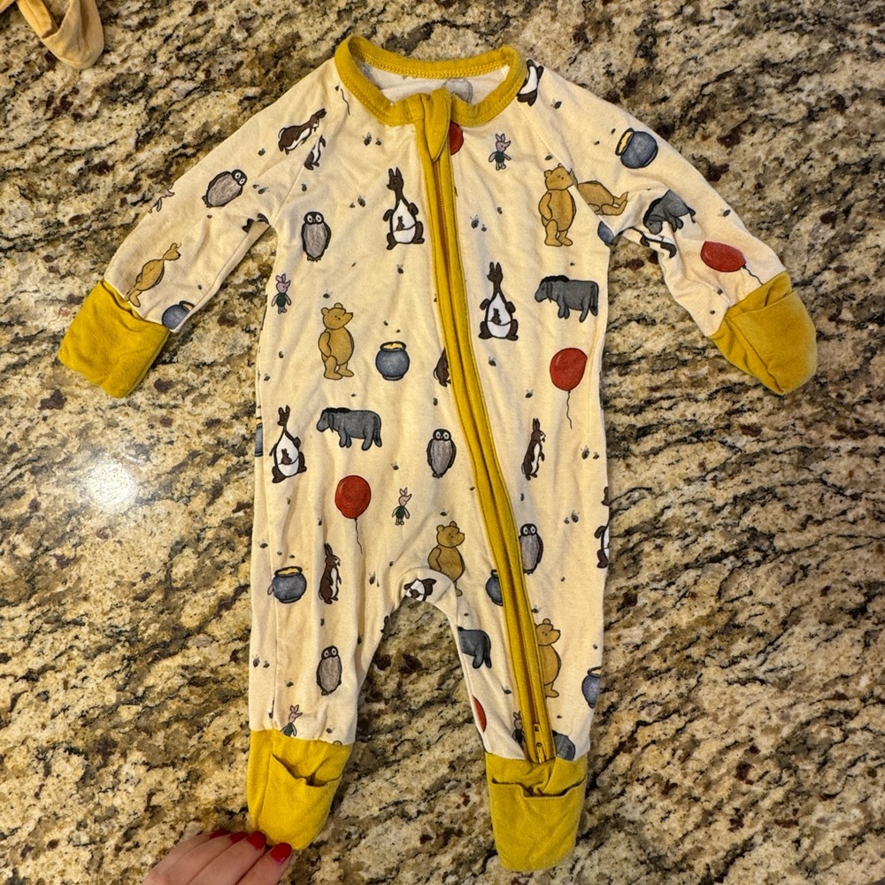 Little Crowns & Capes Silly ole bear POOH bamboo zippy